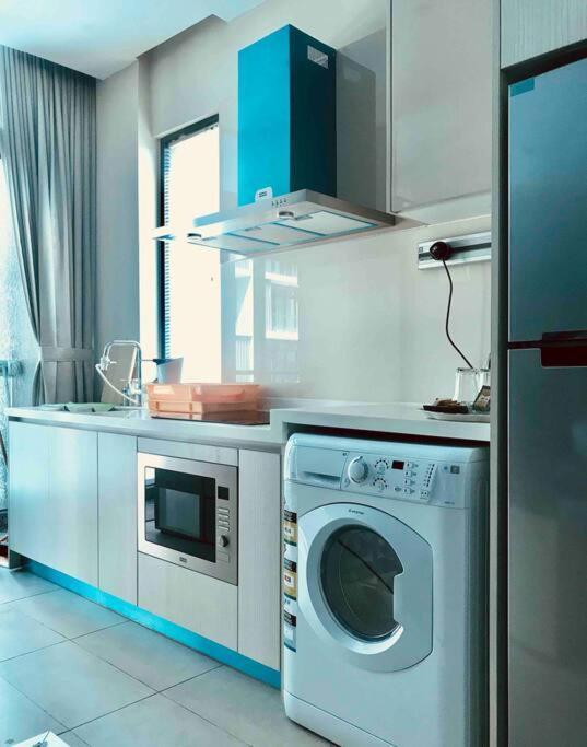 Deluxe 2-bedroom & 2 Bathroom Corner Oasis At Riverson Soho Opposite Imago Shopping Mall Kota Kinabalu